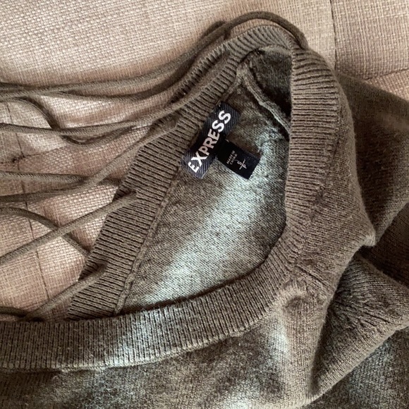 Express olive green sweater size small - Picture 5 of 5
